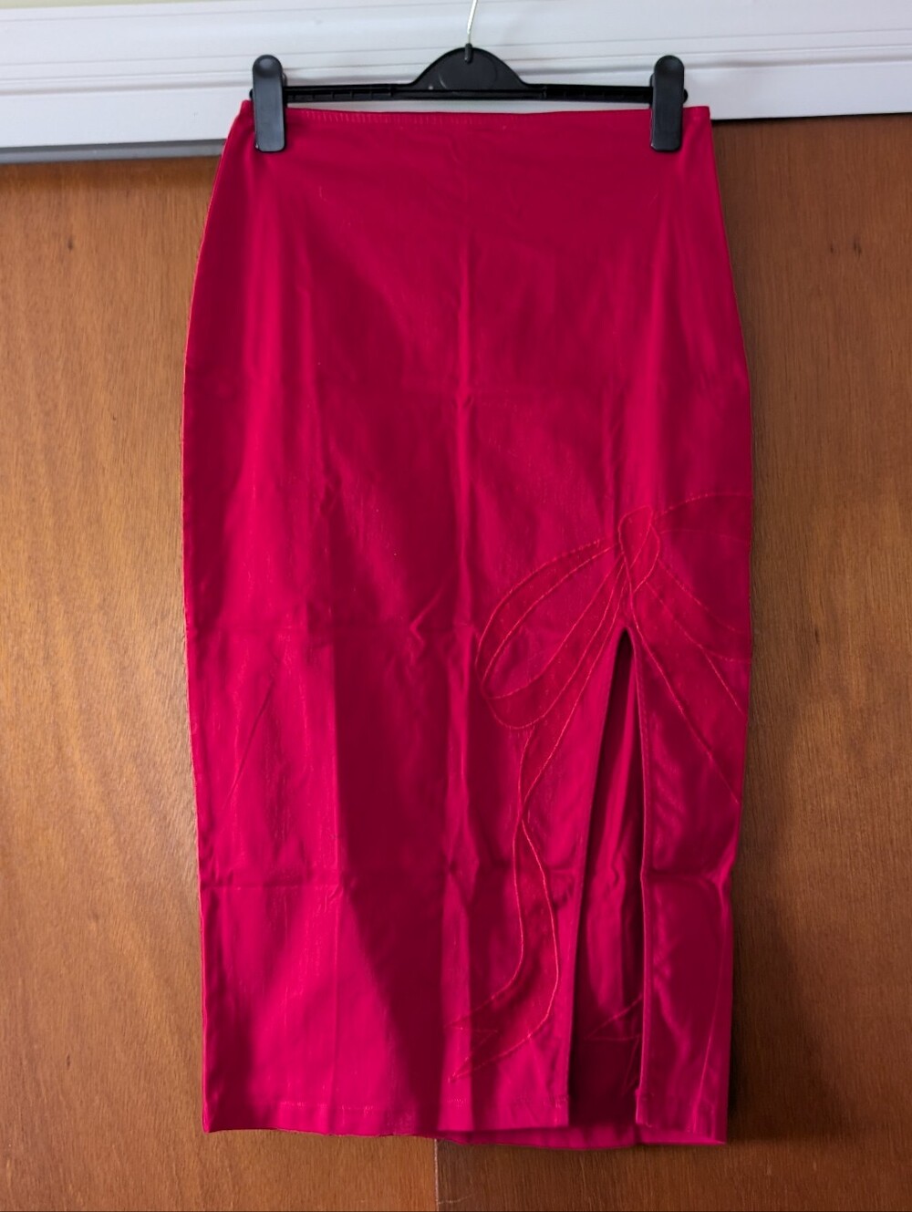 Maeve Red Midi Pencil Skirt with Front Split And Embroidery NEW